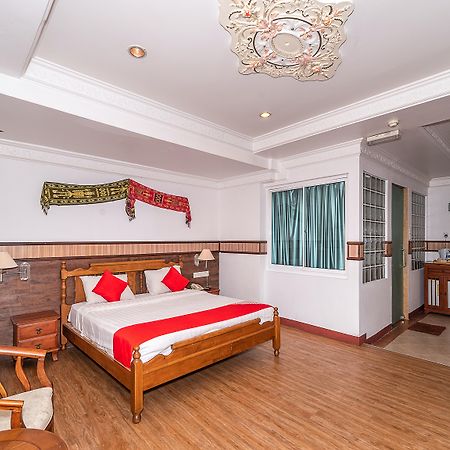 Oyo 89864 Hotel Holiday Park Kota Kinabalu Zewnętrze zdjęcie