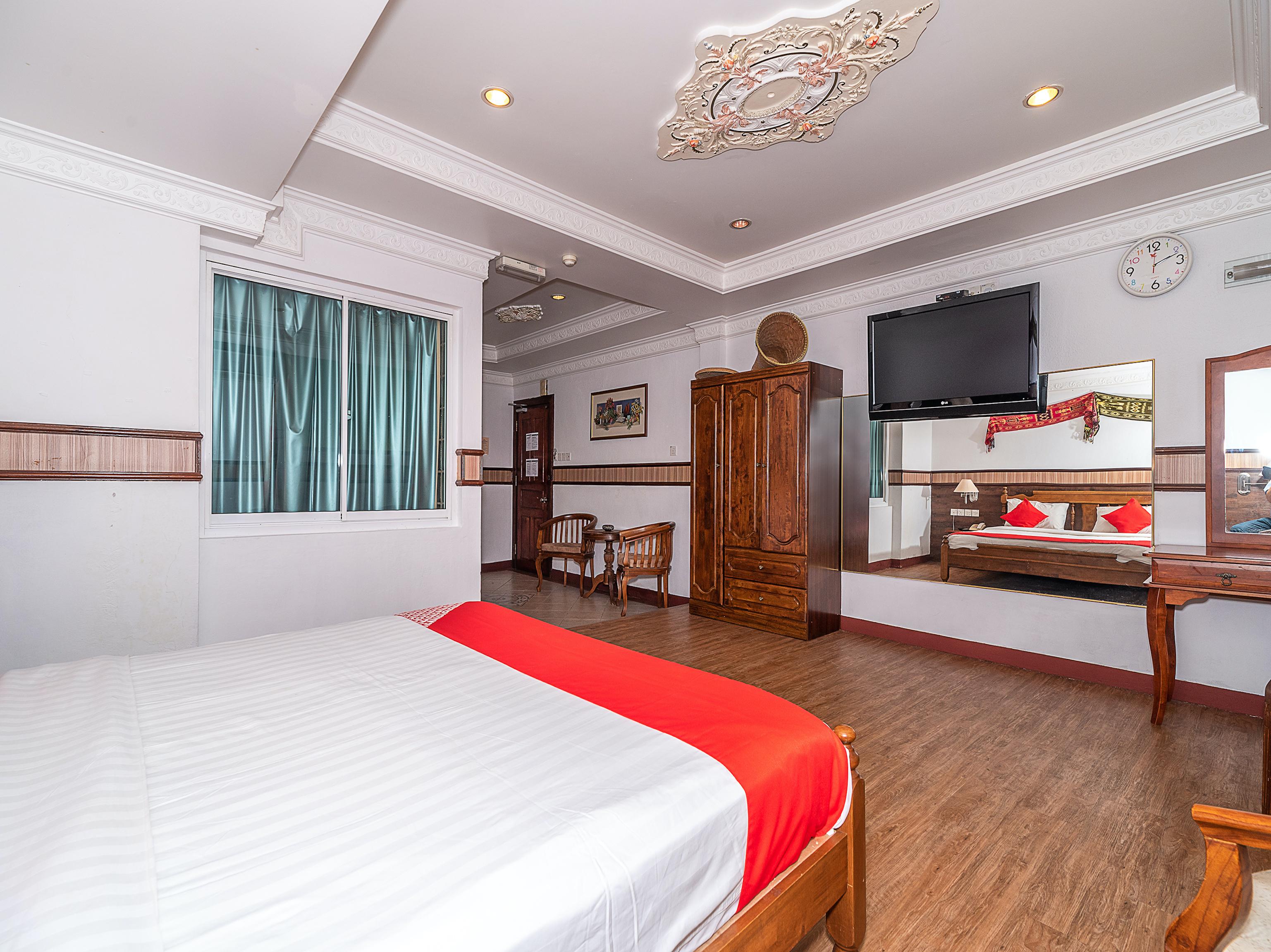 Oyo 89864 Hotel Holiday Park Kota Kinabalu Zewnętrze zdjęcie