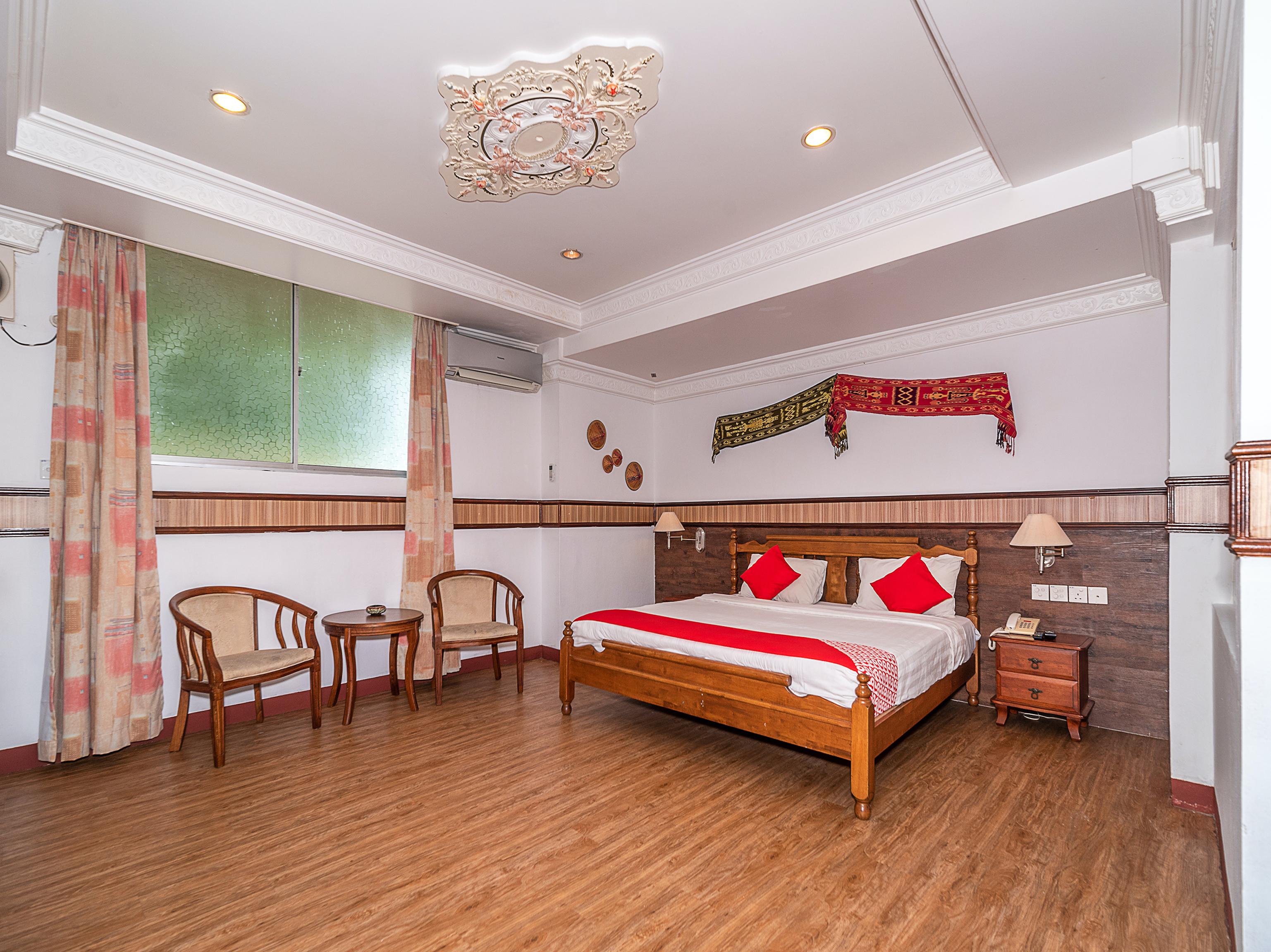 Oyo 89864 Hotel Holiday Park Kota Kinabalu Zewnętrze zdjęcie